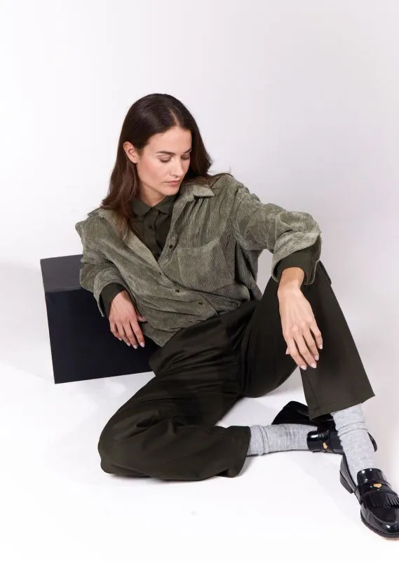 0039 ITALY BETTY Corduroy Button Down Shirt in Olive 