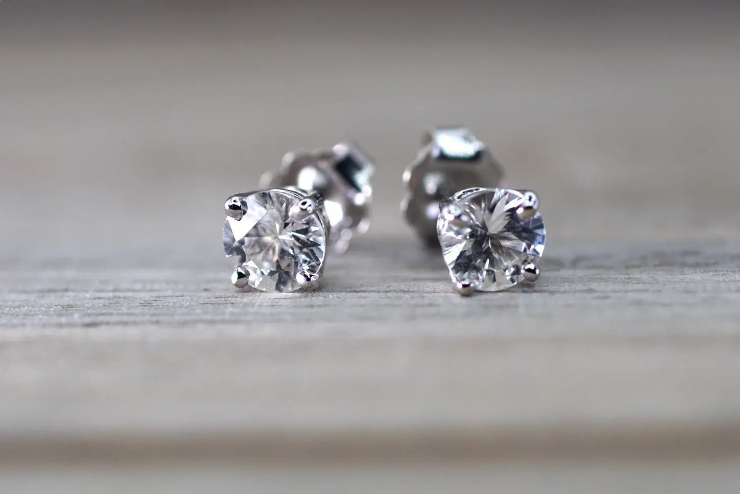 14kt White Gold White Sapphire AAA 5mm 1ct total Earring Studs Post Classic Stud