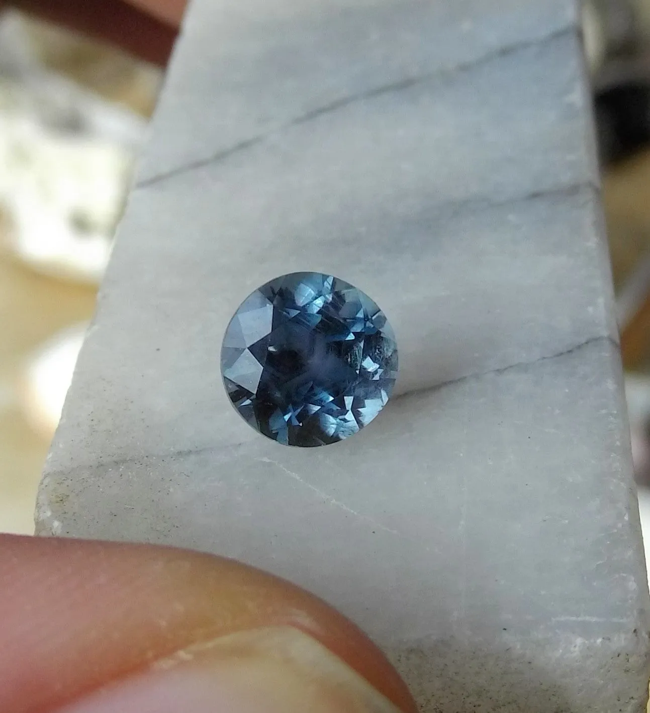 2.62ct BLUE TO PURPLE COLOR SHIFT MONTANA SAPPHIRE