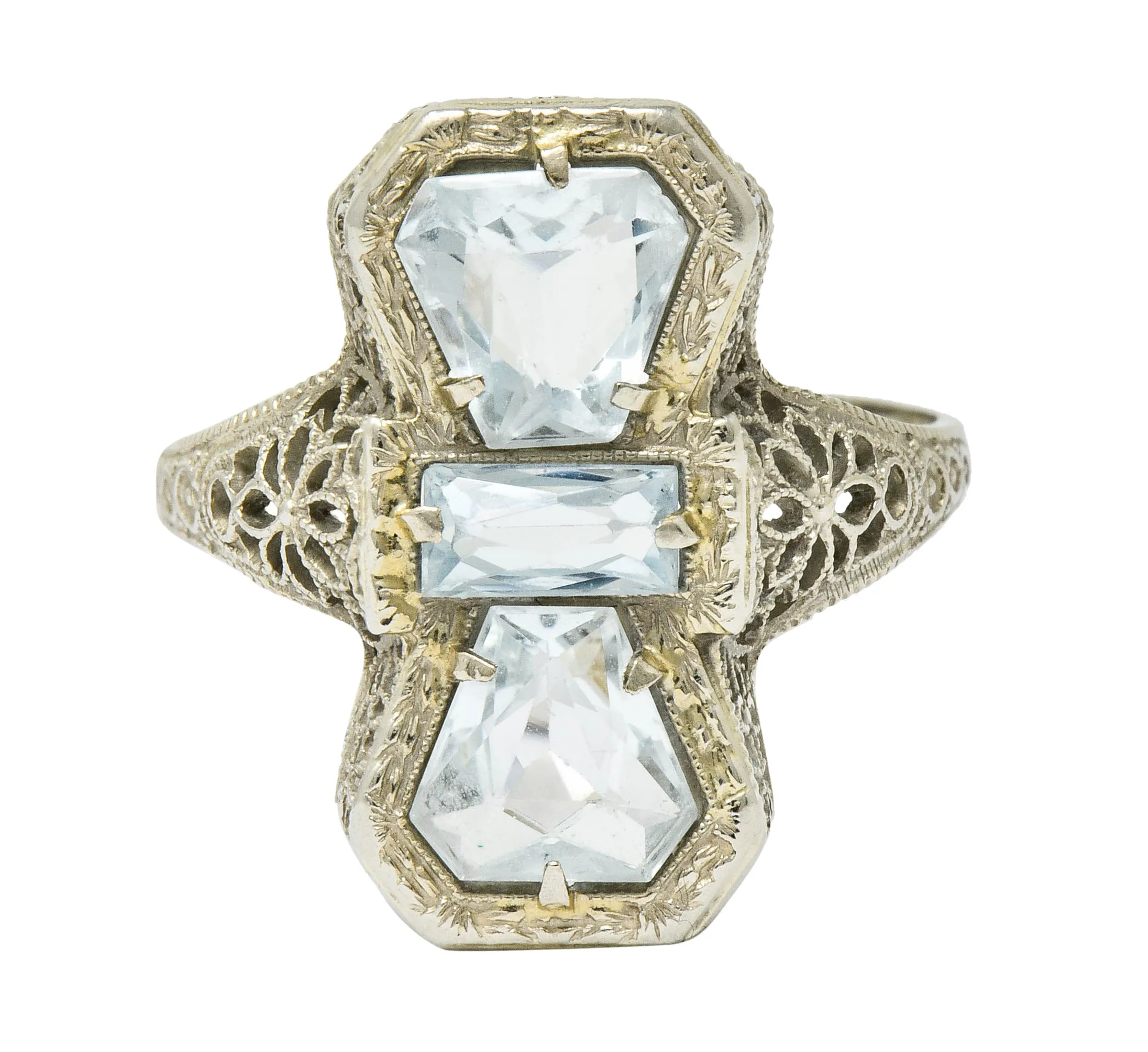 Art Deco Aquamarine 14 Karat White Gold Three Stone Dinner Ring