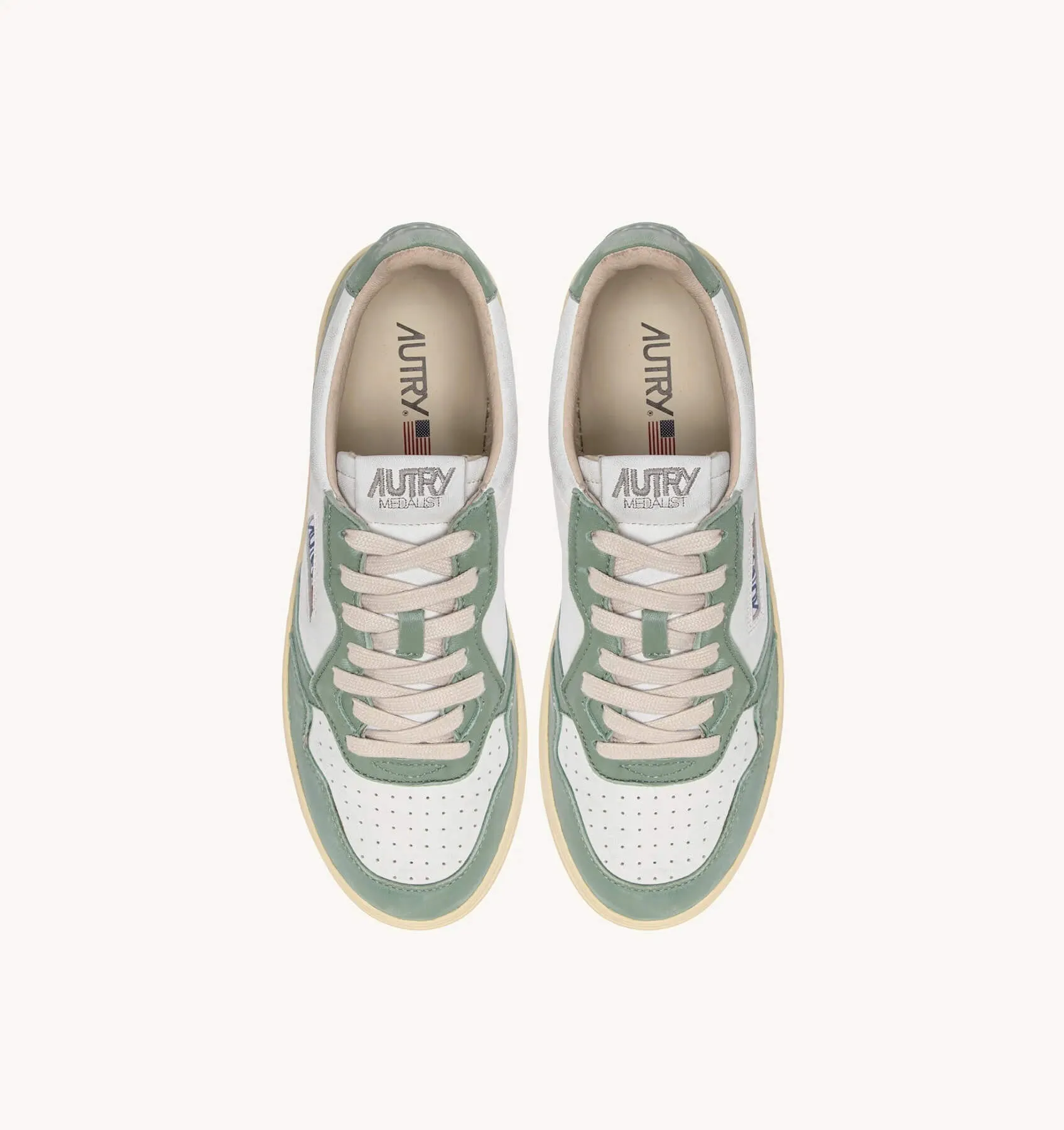 Autry sneakers licht groen