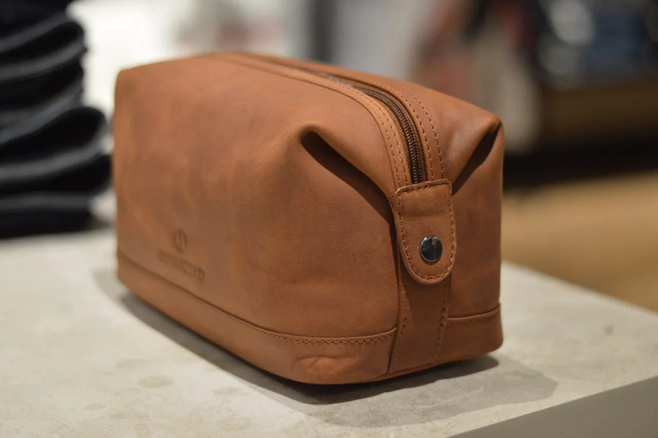 Dstrezzed Toiletry Bag Leather