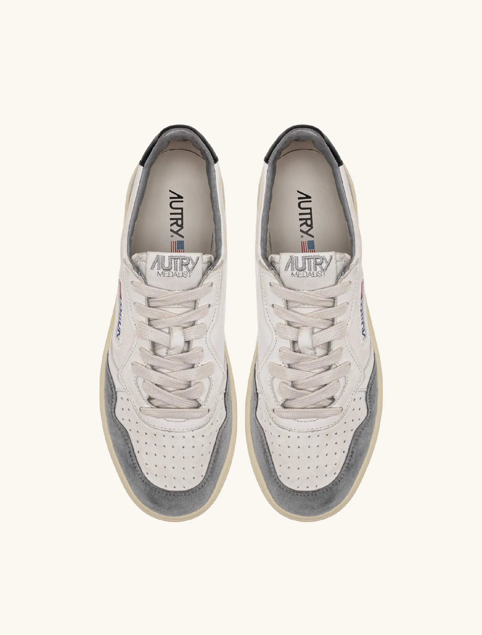 Medalist Low Sneakers