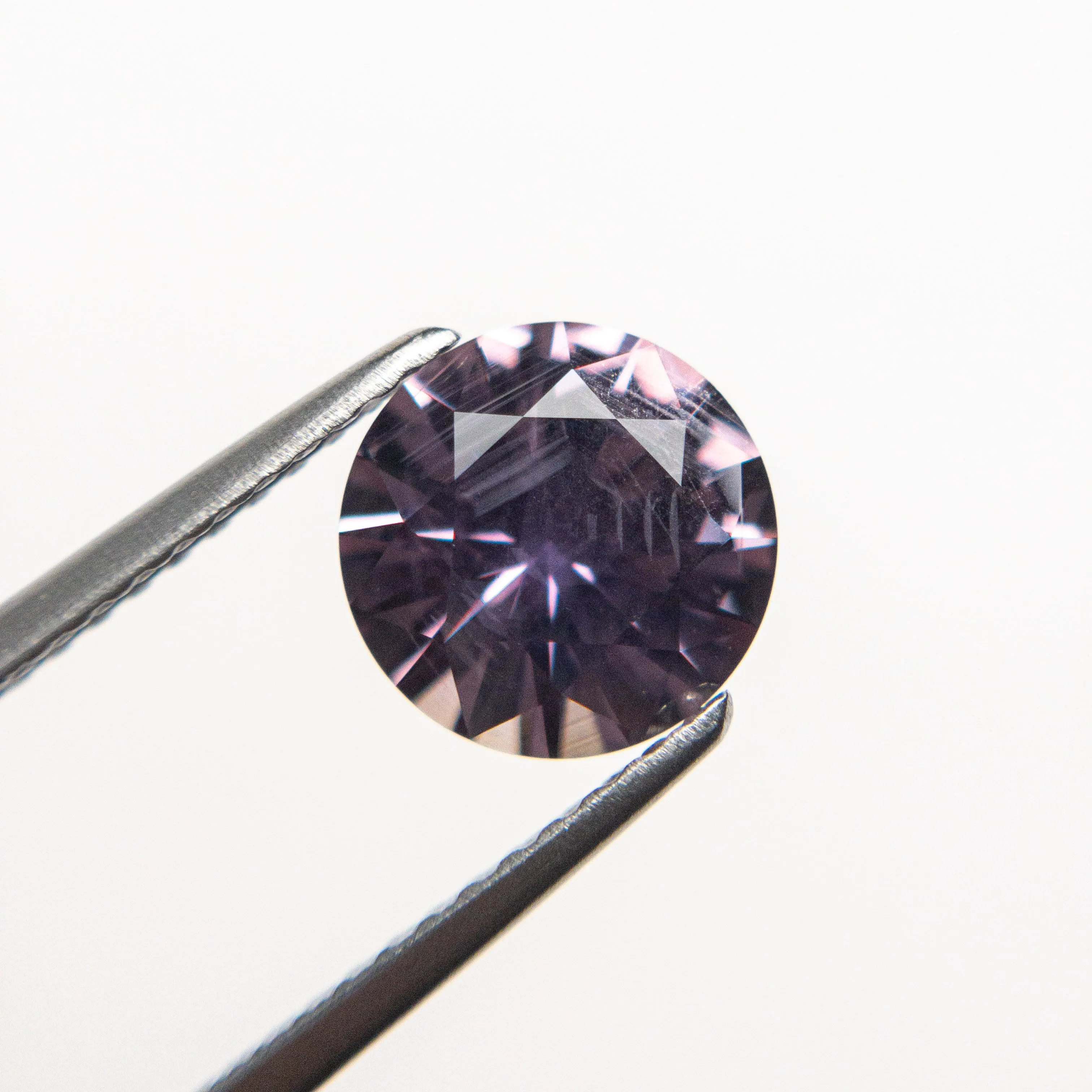 Purple Brilliant Sapphire - 1.71ct Round