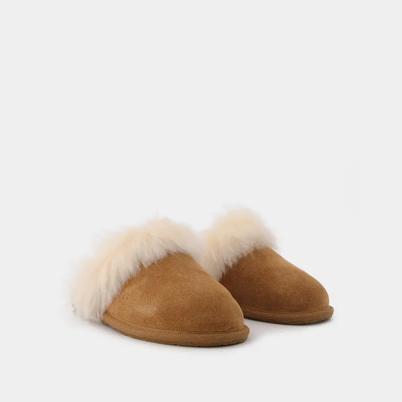 Scuff Sis in Brown Shearling