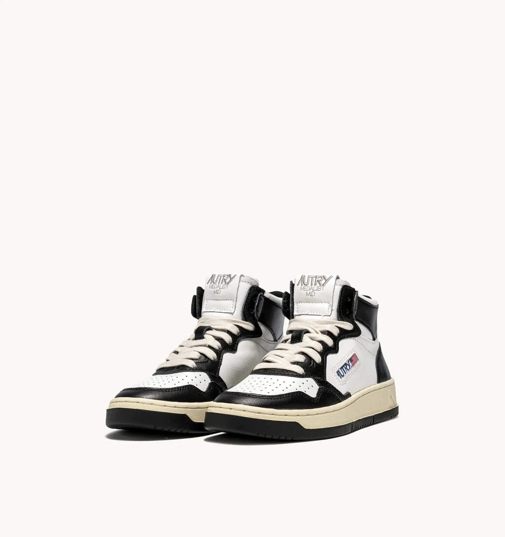 W Medalist Mid Sneakers in Two-Tone Leather