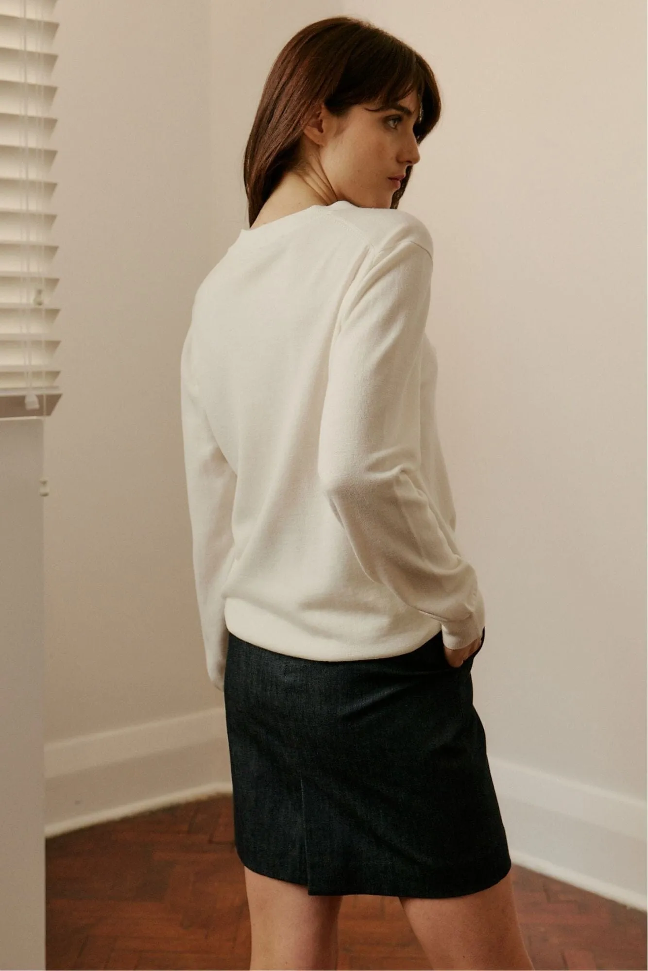 Women's V Neck Merino Wool - Off White